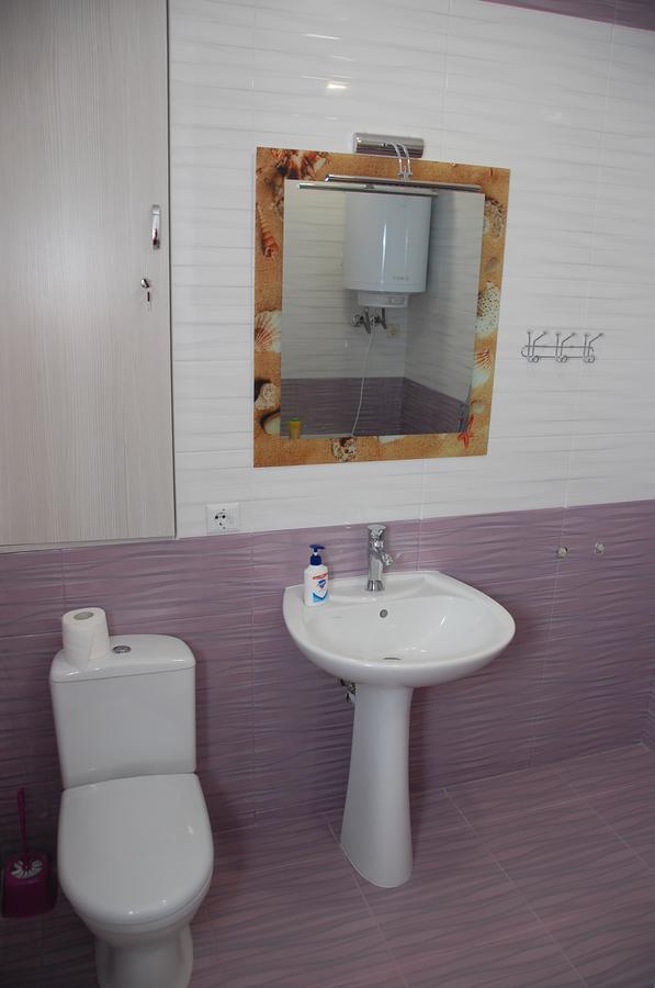Green Apple Hostel Киев Экстерьер фото