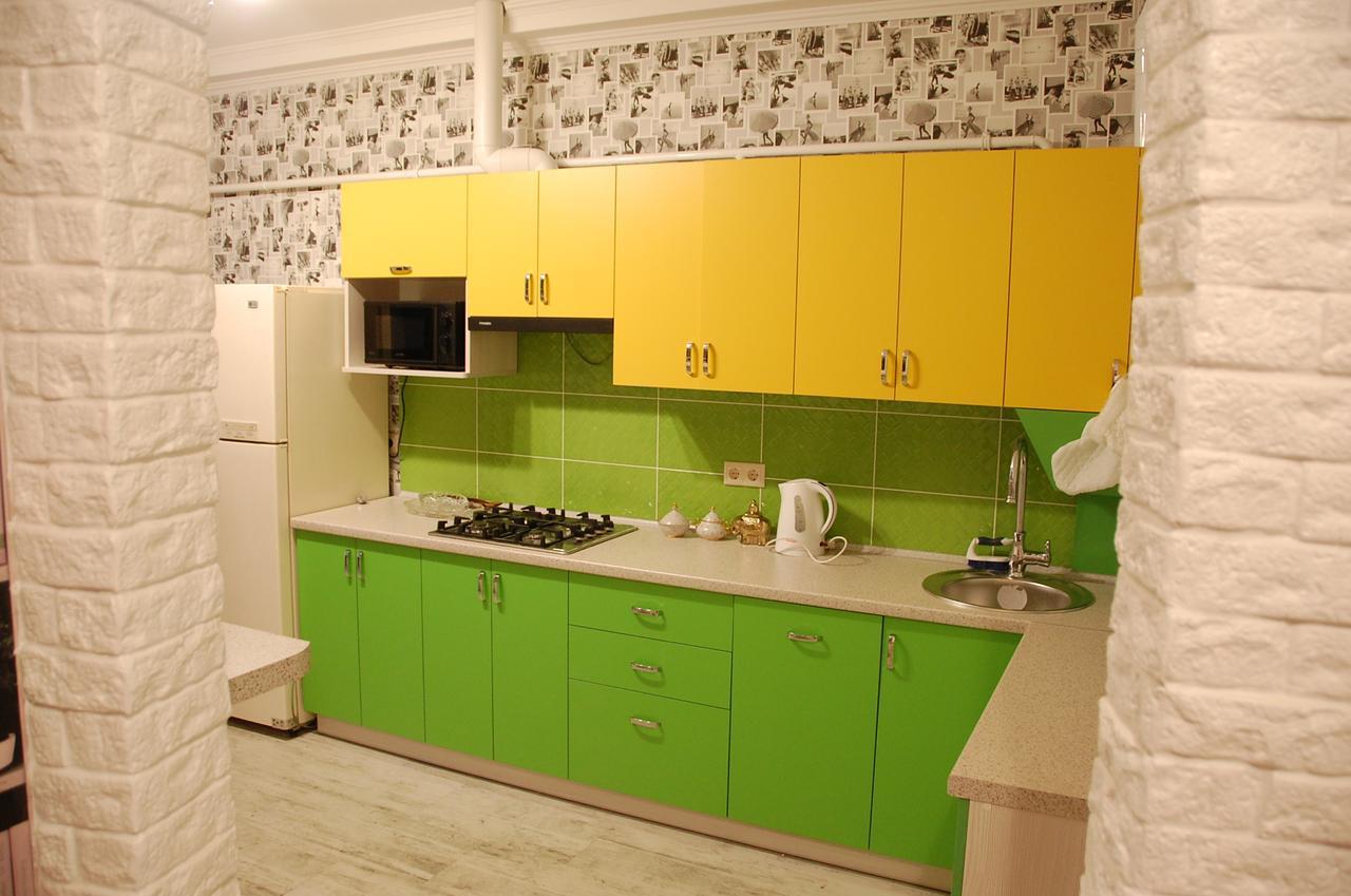 Green Apple Hostel Киев Экстерьер фото