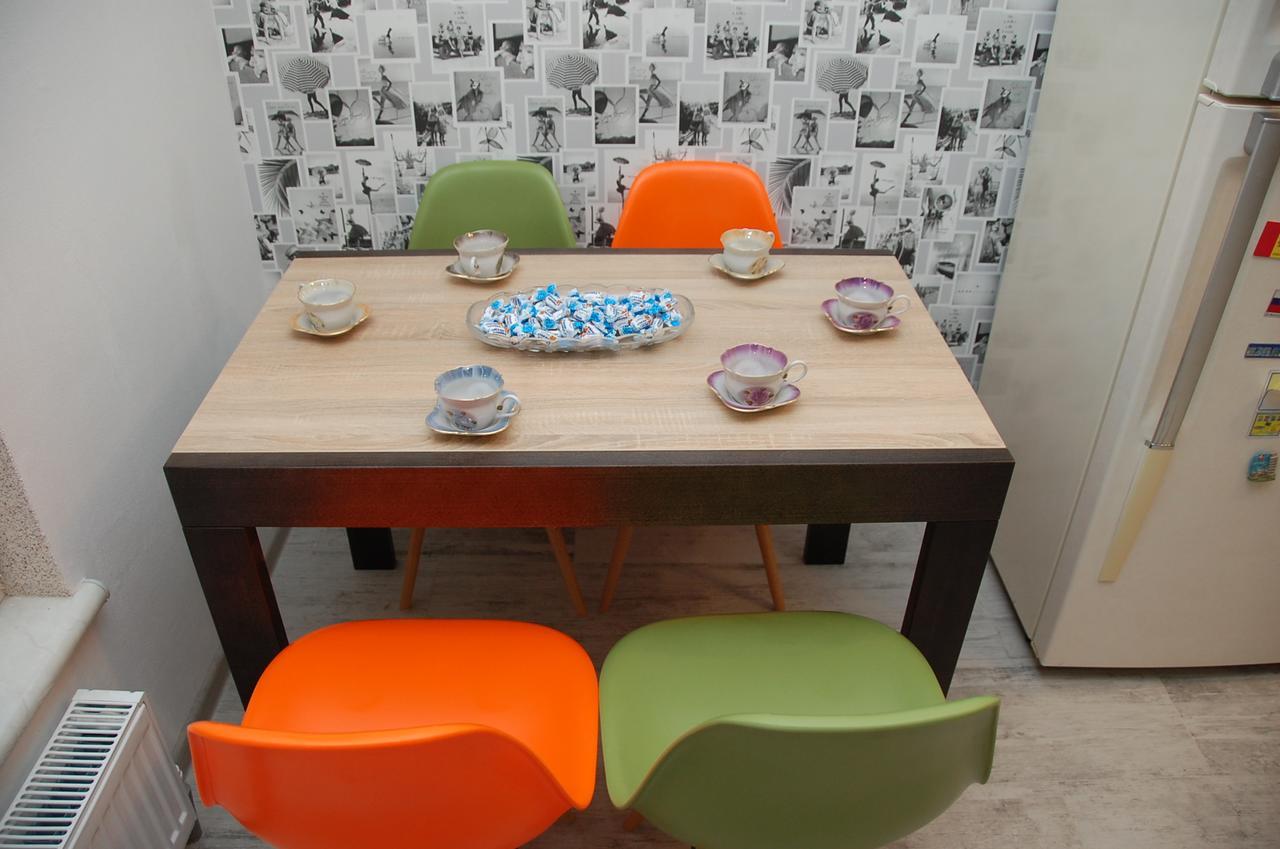 Green Apple Hostel Киев Экстерьер фото