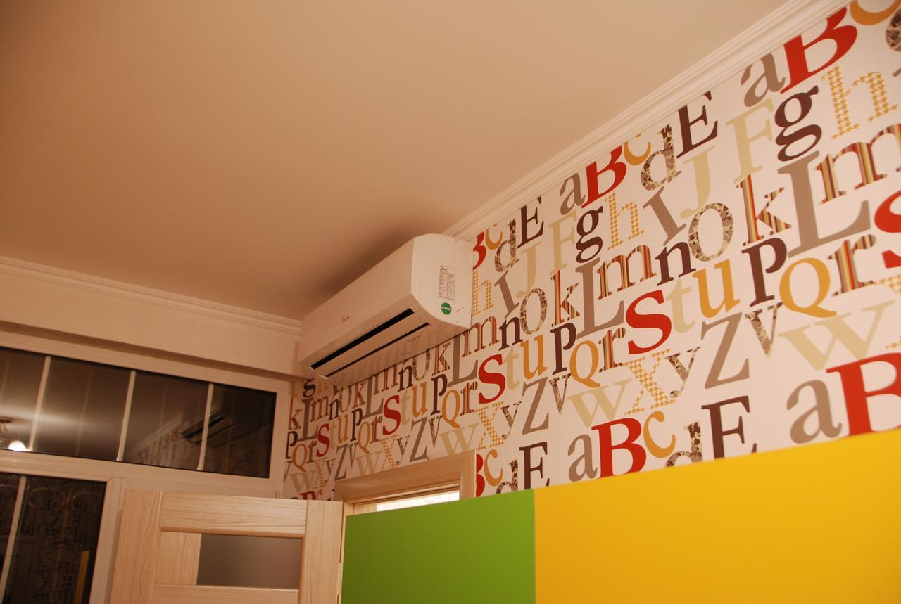 Green Apple Hostel Киев Экстерьер фото
