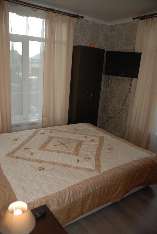 Green Apple Hostel Киев Экстерьер фото